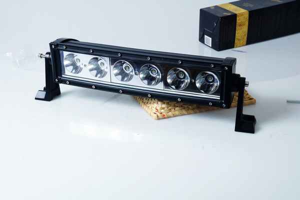 1852 Led dækslys/spot 6x10w ms-n060