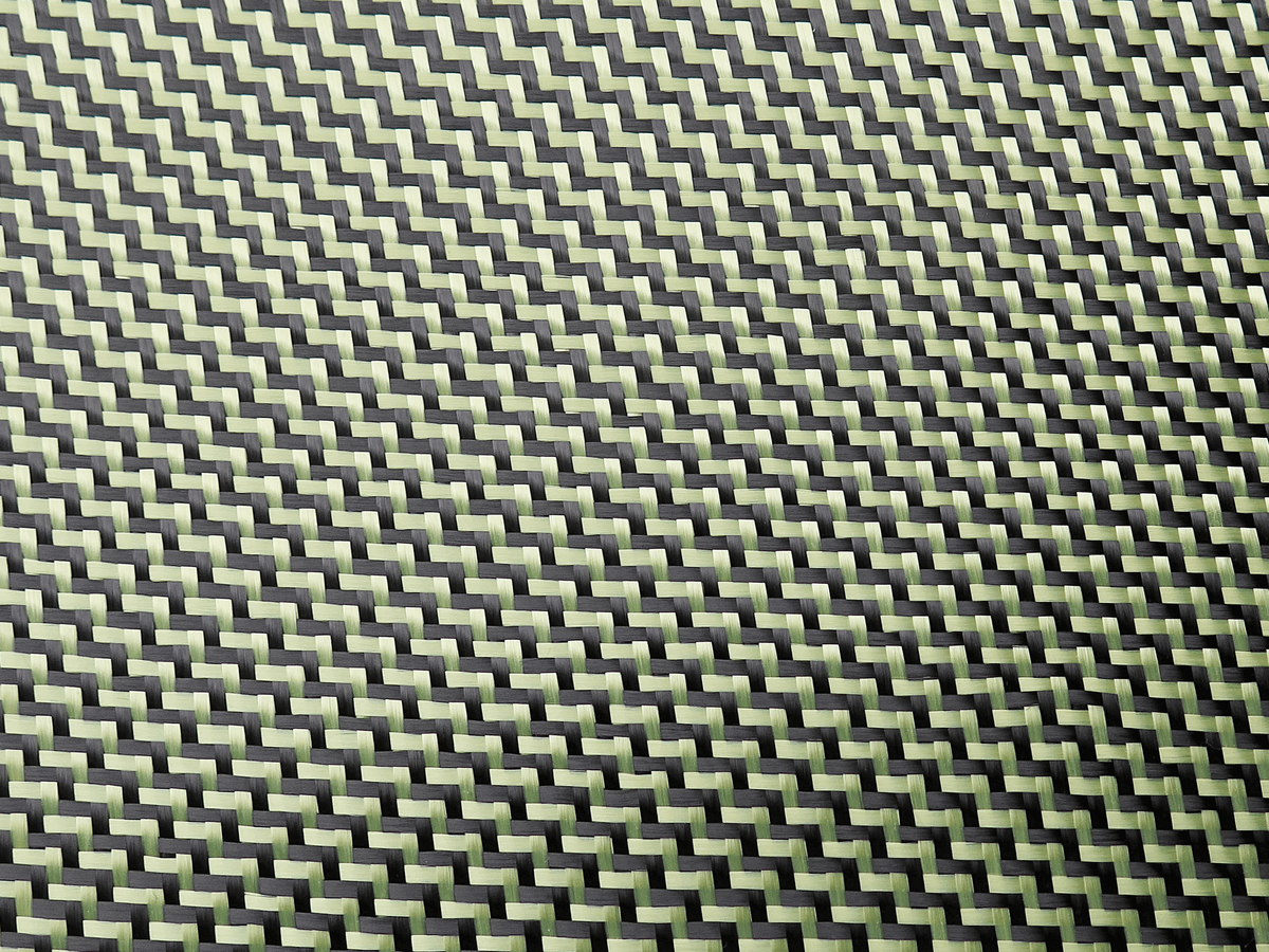 Kulfiber / kevlar twill 200 gram brede 1200 mm ca 2,4m2