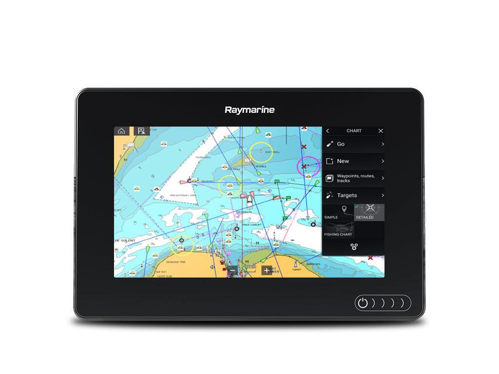 Raymarine Axiom 9 med søkort over hele Skandinavien