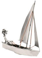 Sejlbåd lavet i metal